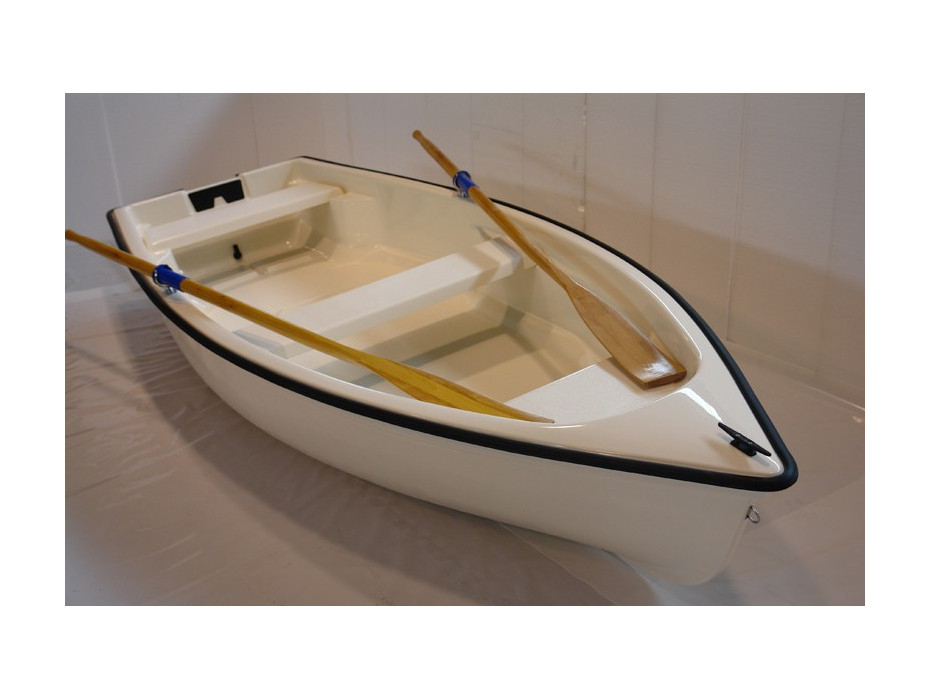 Barque CAP 370