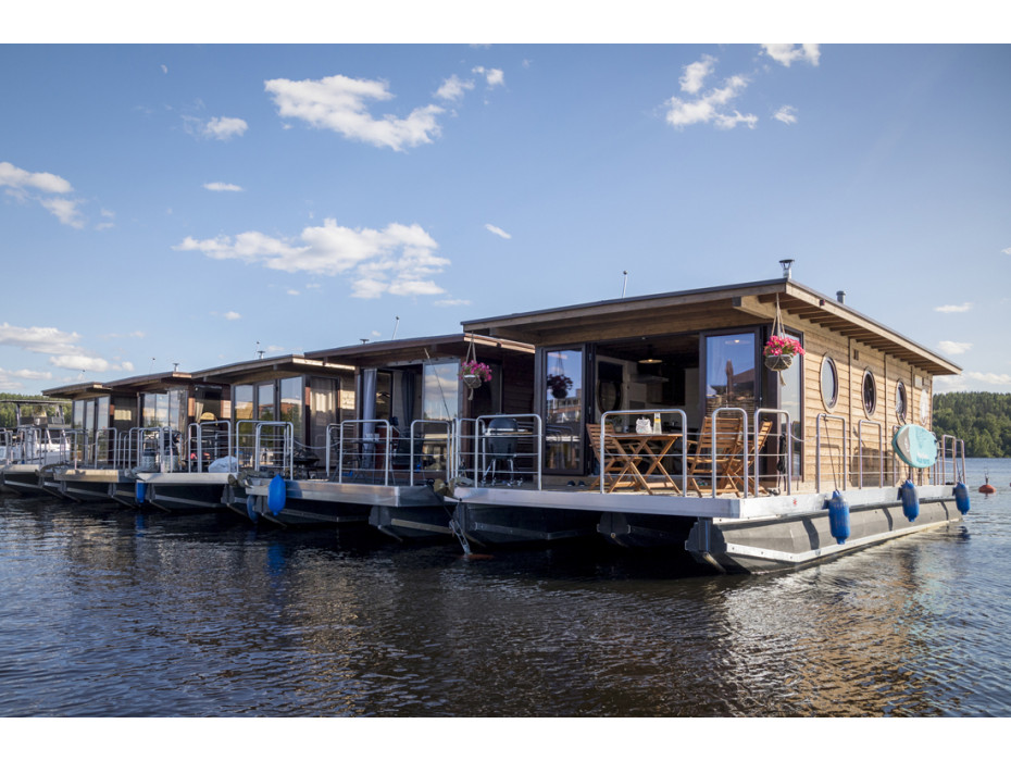 HOUSE BOAT ECO-WOOD 36 M2 / 6 PERS.